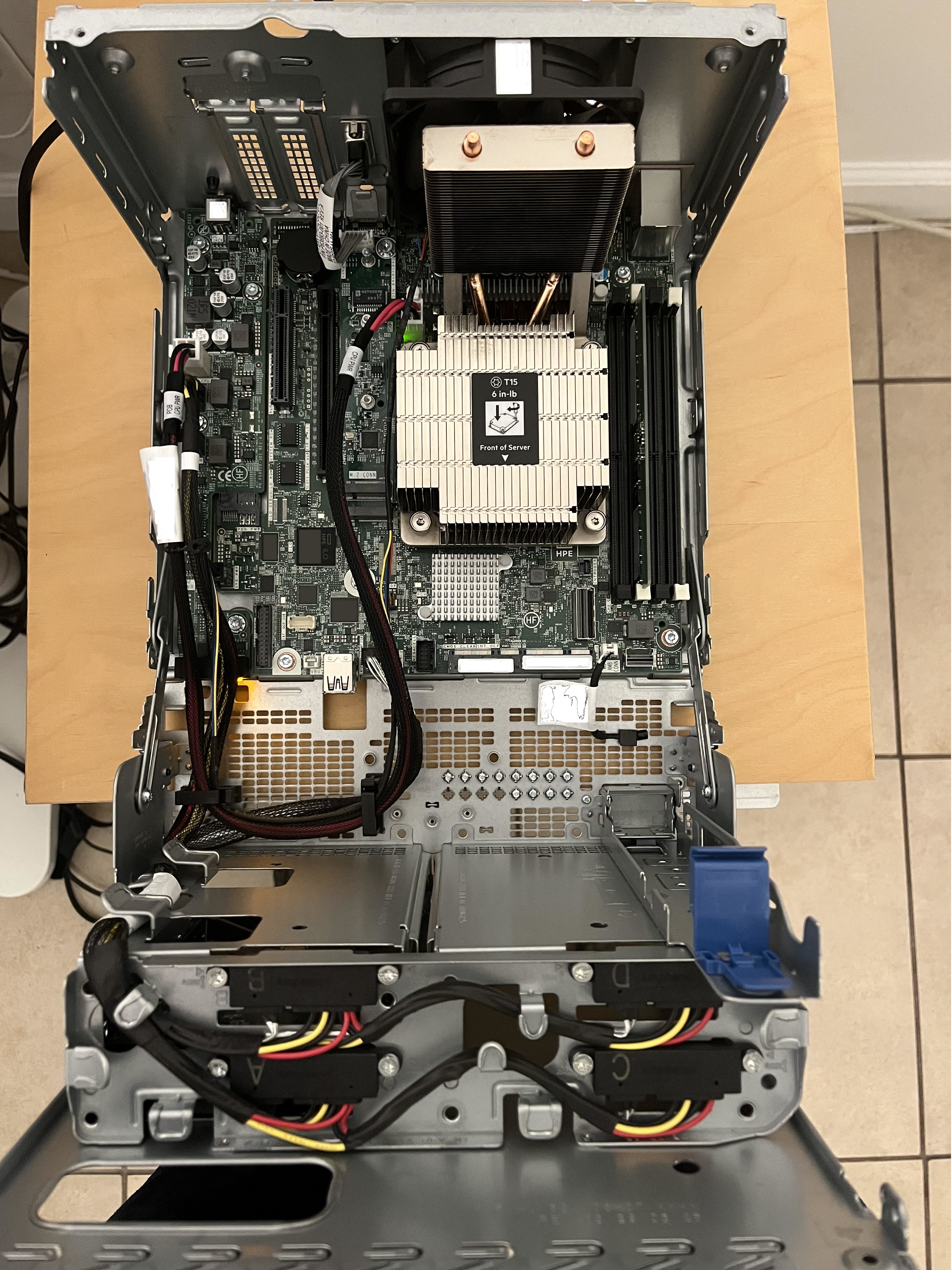 HPE ProLiant Microserver Gen11 interior